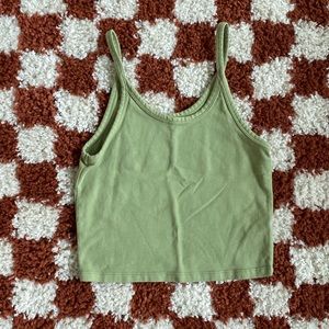 ARQ Crop Tank (Pistachio)